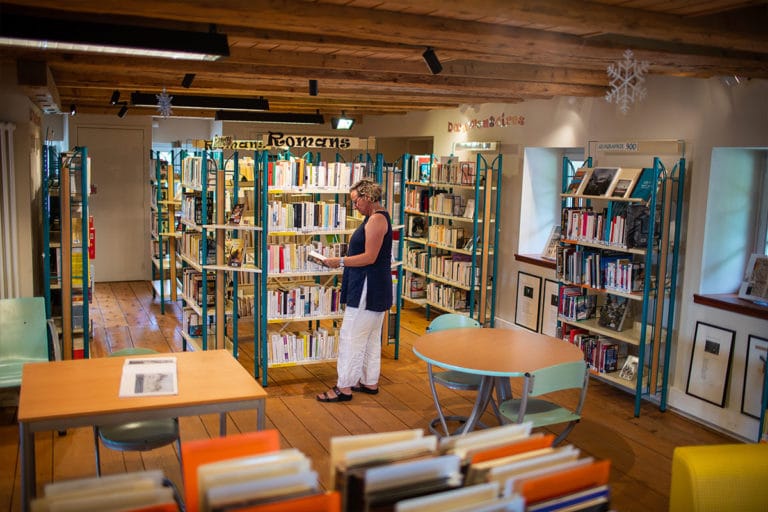 Bibliothèque Michel Butor à Lucinges - intérieur